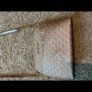 Michael Kors Crossbody Bag (never worn)